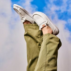 wendy stretch canvas white